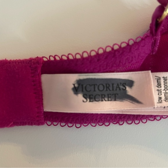 New! Victorias Secret Rose Lace Unlined Low-Cut Demi Bra fuchsia 20105 - Picture 7 of 9